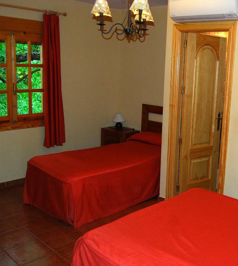 Hotel La Noguera à Palomera Extérieur photo
